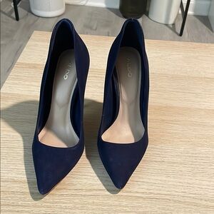 Aldo Blue Stiletto Heels Classic Elegance